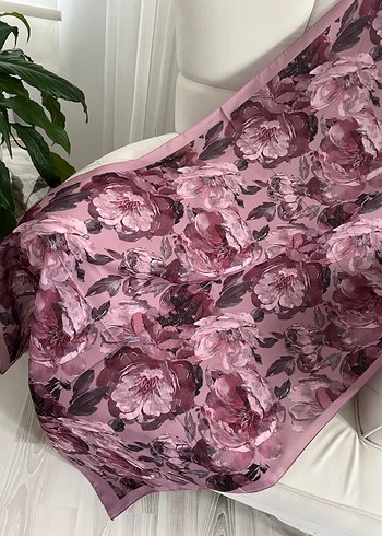 Pembe Çiçek Desenli Kadın Şal - Görsel 3