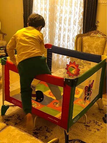 Beden kırmızı Renk Graco marka park yatak