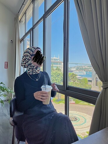Pileli eşarp
