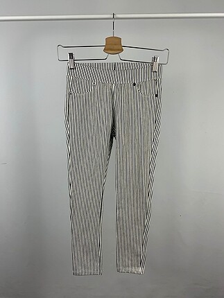 Zara Tayt %70 İndirimli.