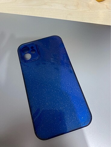 iPhone 11 simli kılıf