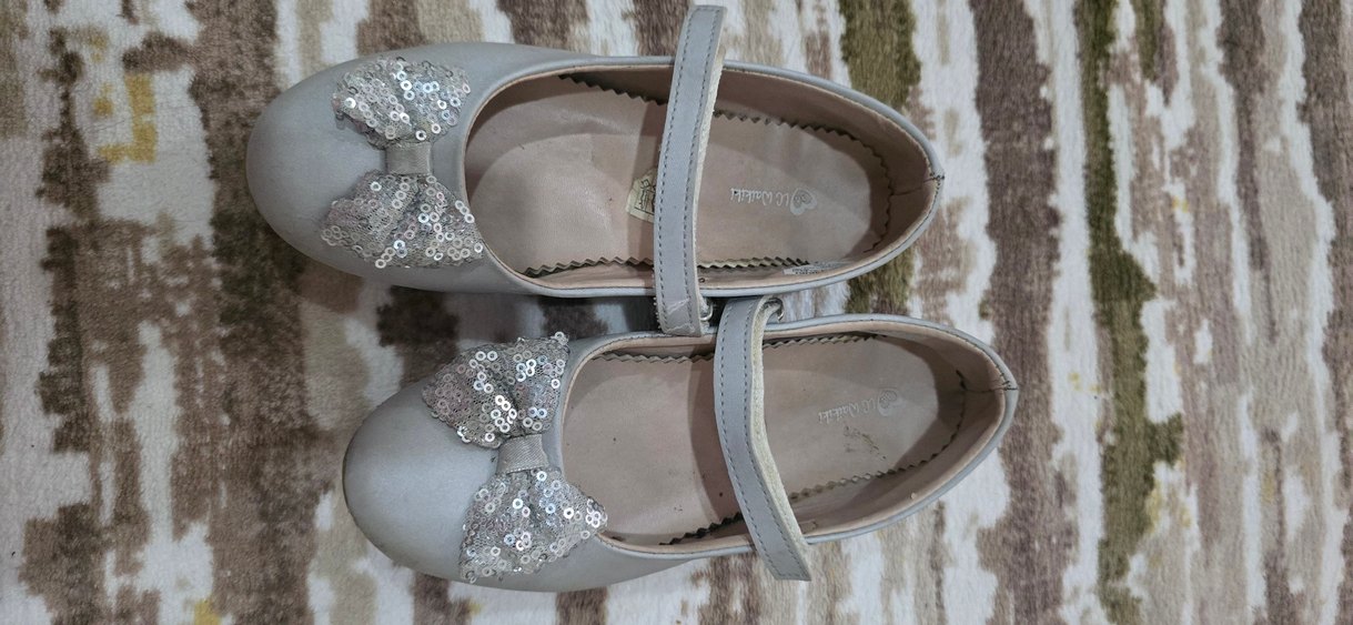 Kız Çocuk Beyaz Nakışlı Tokalı Babet - Görsel 3