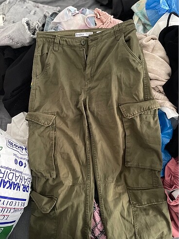 Bershka pantolon