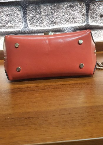 Zincir Detaylı turuncu Deri Kadın Çanta - Görsel 4