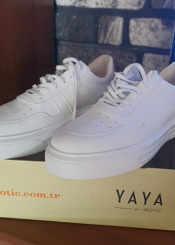 Hotiç Yaya Beyaz Minimal Sneaker Hotic