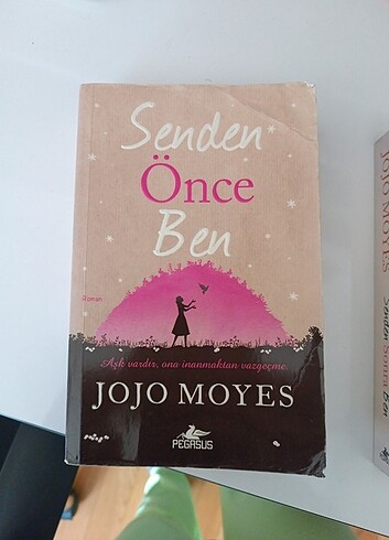 JoJo moyes. 