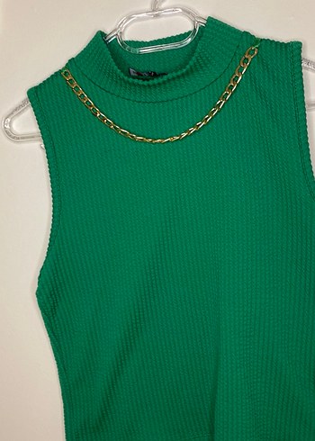 Yeşil Zincir Detaylı Yüksek Yaka Kolsuz Süveter - Görsel 4