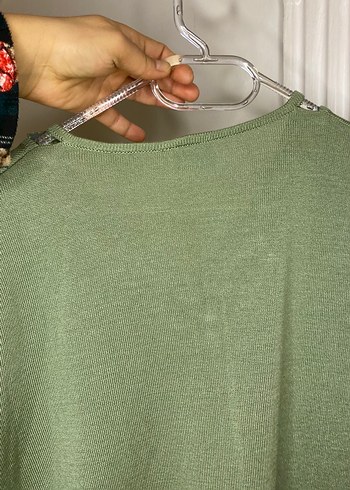 Düğmeli Yeşil Keten Kadın t-shirt - Görsel 2