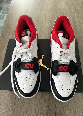 Jordan legacy 312 low