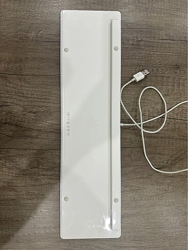 Apple kablolu klavye - Görsel 2