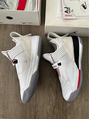 43 Beden beyaz Renk Air jordan 33 se basketbol ayakkabısı