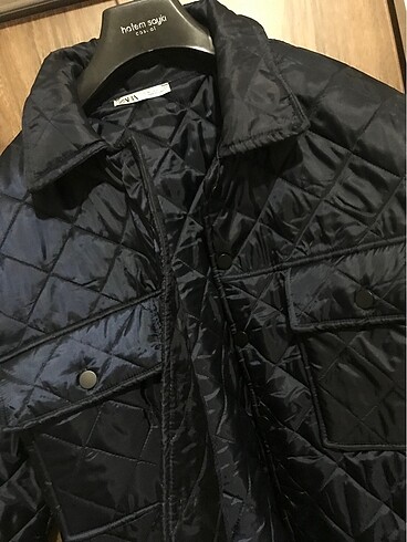 Zara Lacivert kapitone ceket