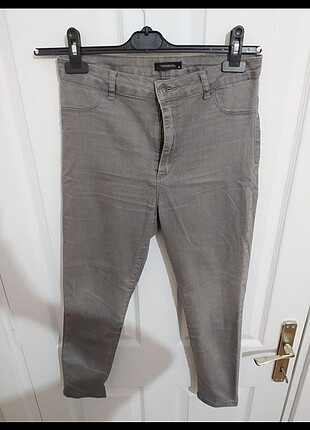 TRENDYOLMİLLA JEAN PANTOLON