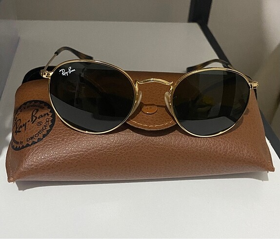Ray-Ban çocuk güneş gözlüğü