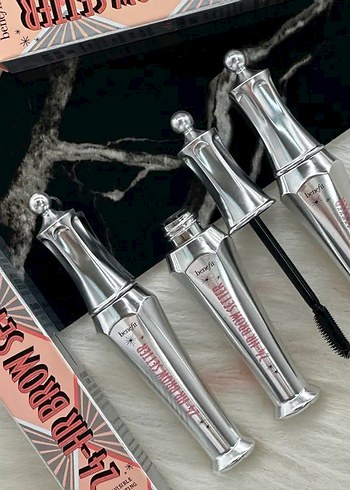Benefit 24-HR Brow Setter kaş sabitleyici Maskara