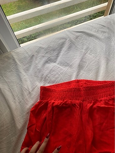m Beden kırmızı keten pantolon
