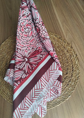 Bordo Kadın Fular - Görsel 3