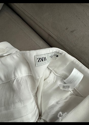 xs Beden beyaz Renk Zara Beyaz Pantolon