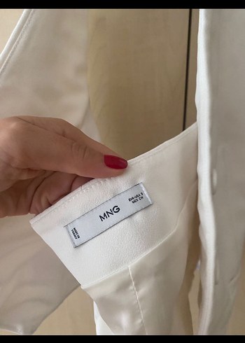 Mango MANGO Beyaz Halter Yaka Düğmeli Yelek