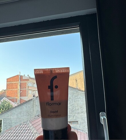 Beden Flormar Liquid Illuminator Likit Aydınlatıcı