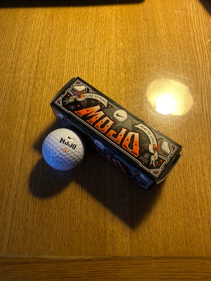 Nike Mojo 3 adet Golf Topu ve Kutusu - Görsel 2