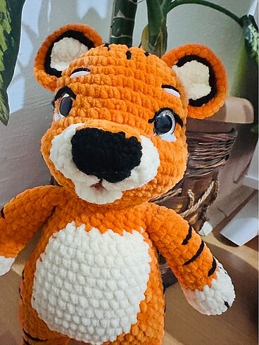 Beden Amigurumi oyuncak kaplan