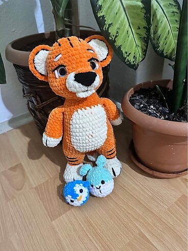 Amigurumi kaplan oyuncak