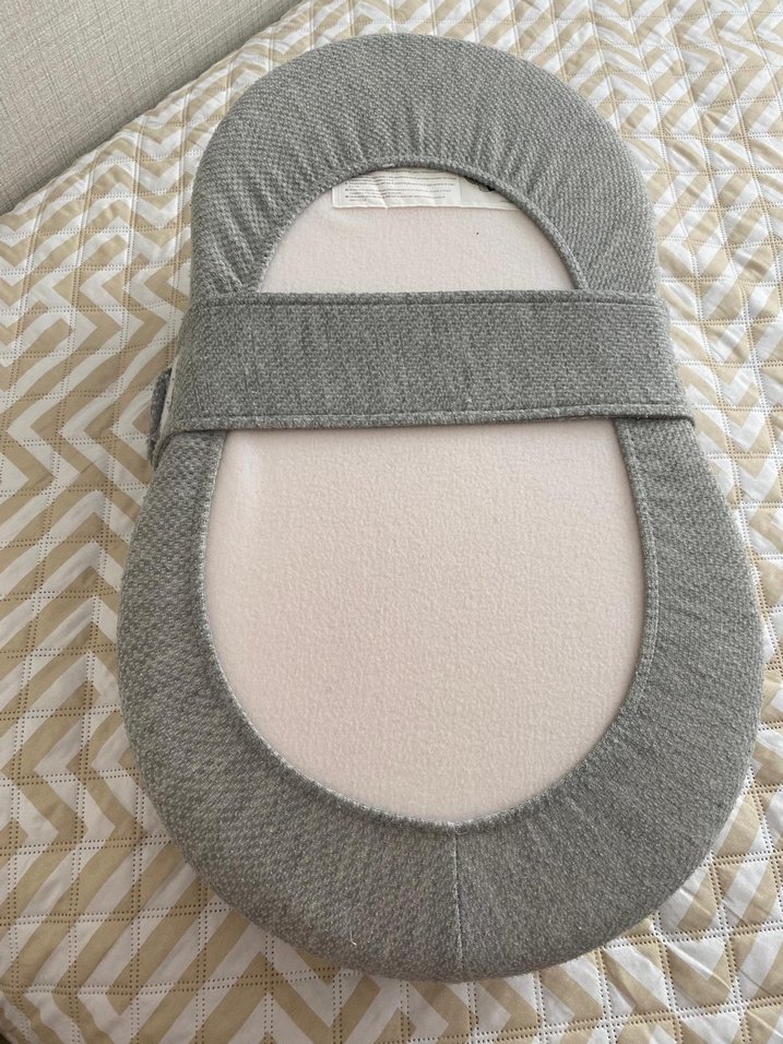 Gri Yılan Desenli Emzirme ve Hamile Yastığı - Görsel 3