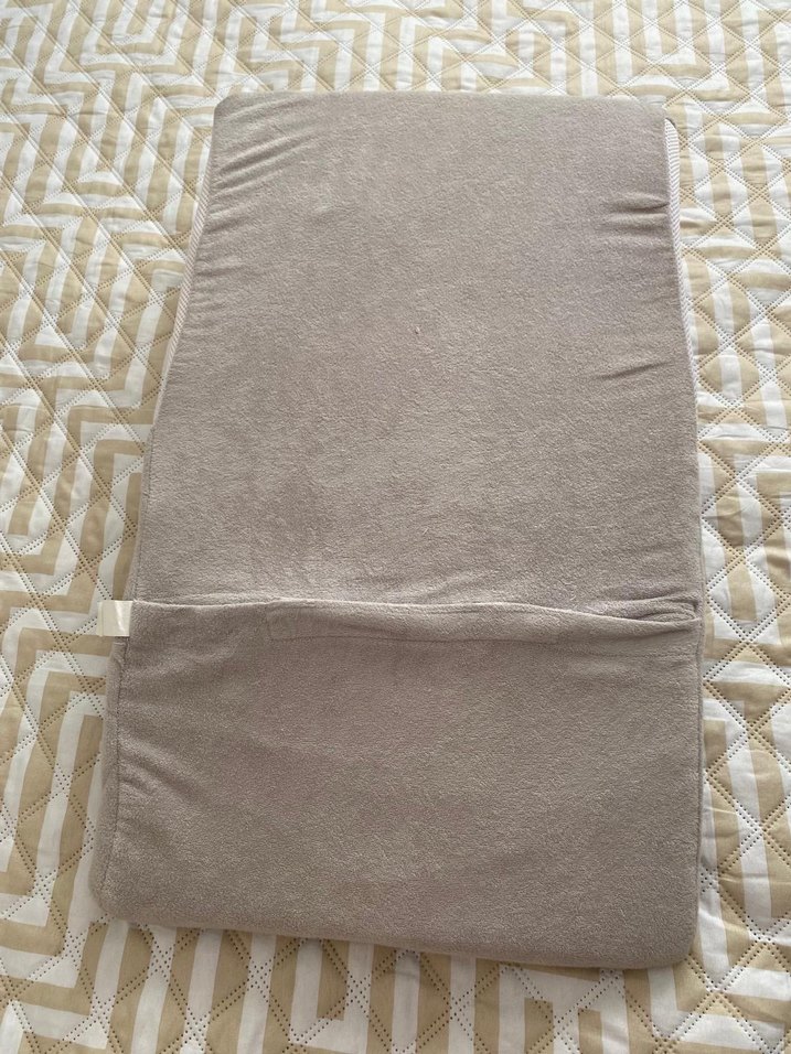 Bej ve Gri Çocuk Uyku Minderi ve Kemer - Görsel 3