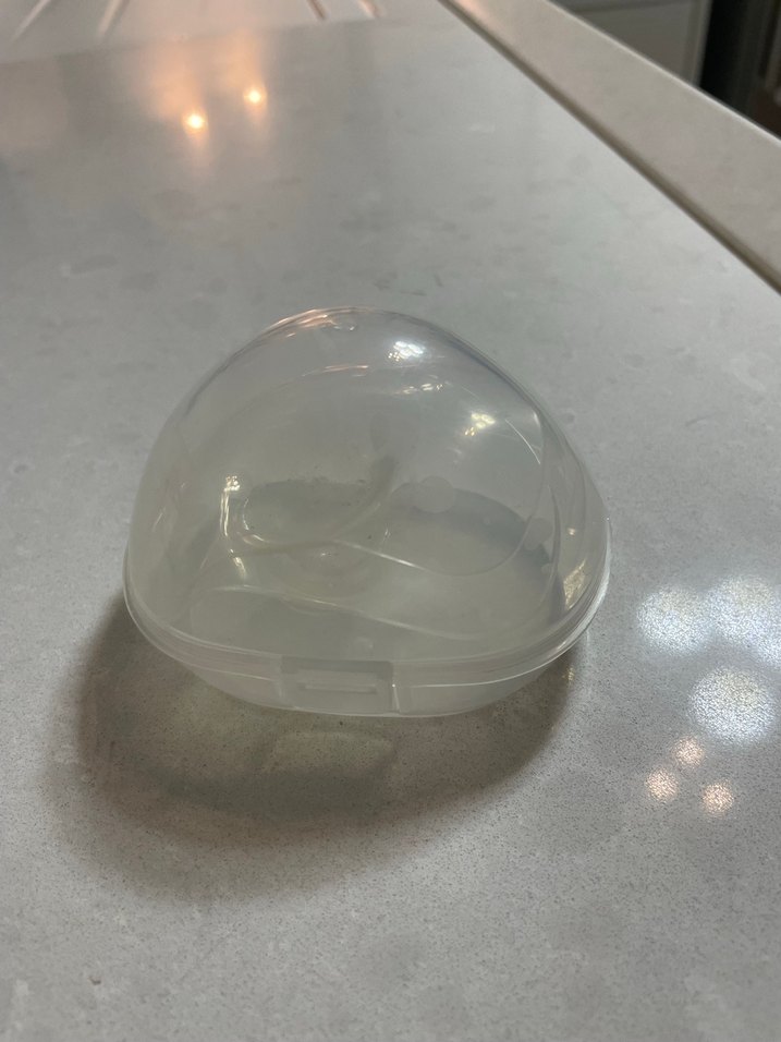 Şeffaf Göğüs Pedi ve Saklama Kutusu - Görsel 2