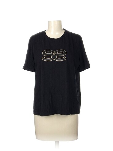 Sarar T-shirt %70 İndirimli.