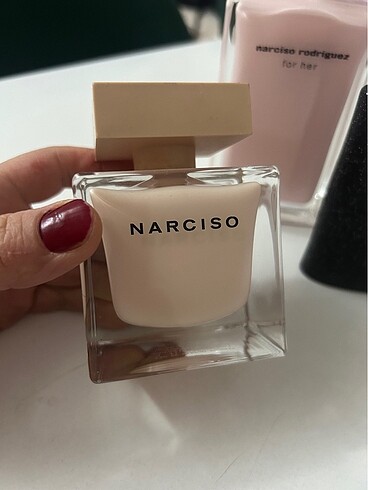 Narciso Rodriguez Orjinal boş şişe ??