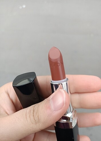 AVON MOCHA RUJ