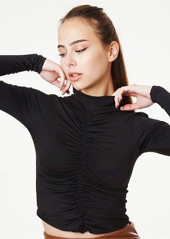 m Beden siyah Renk Uzun Kollu Siyah Piliseli Gotik Bluz