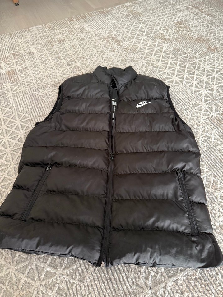 Nike Siyah Fermuarlı Erkek Yelek - Görsel 3