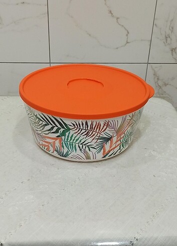 Tupperware 4.3 lt Delux saklama kabı 