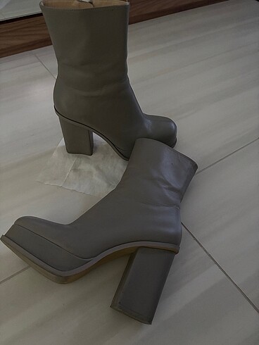 zara bot