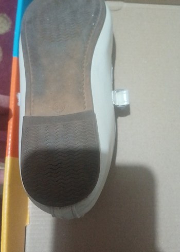 Kız Çocuk Beyaz Tokalı Babet Ayakkabı - Görsel 4