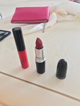 MAC KIRMIZI RUJ VE PARLATICI