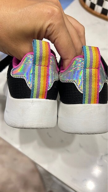 27 Beden siyah Renk Skechers