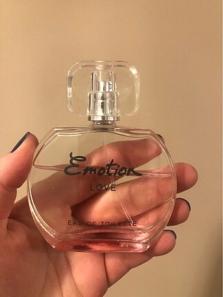 Yves Saint Laurent Emotion parfüm