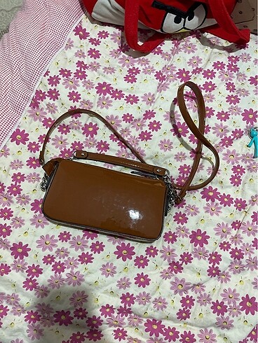Stradivarius çanta