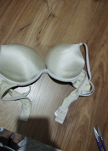 ten rengi parlak sütyen 85b - Görsel 5