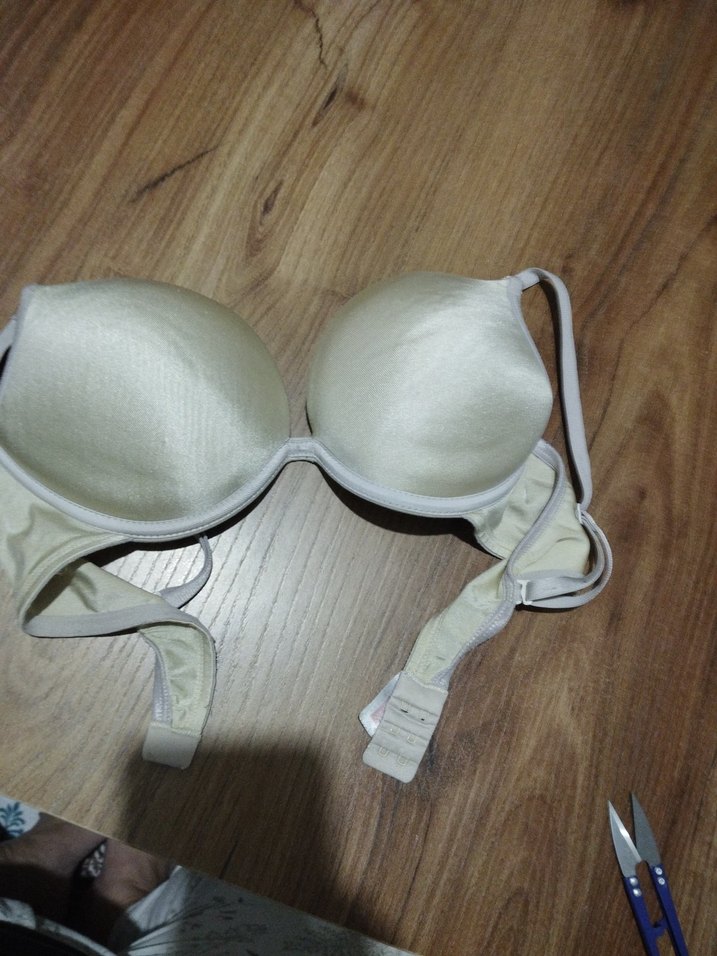 ten rengi parlak sütyen 85b - Görsel 5