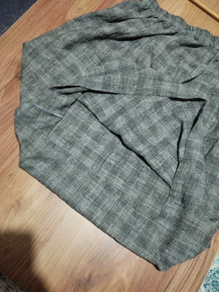 Gri Pilili Midi Etek - Görsel 3