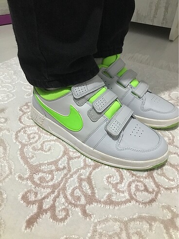 Nike spor ayakkabı