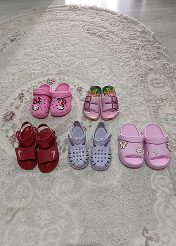 Kız Çocuk Pembe Cırtcırtlı Terlik