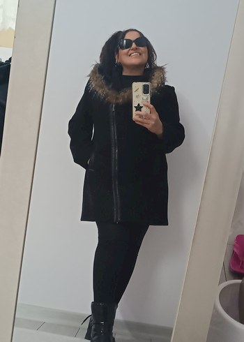Kürklü Siyah Kadın Kışlık Midi Kaşe Kaban - Görsel 2
