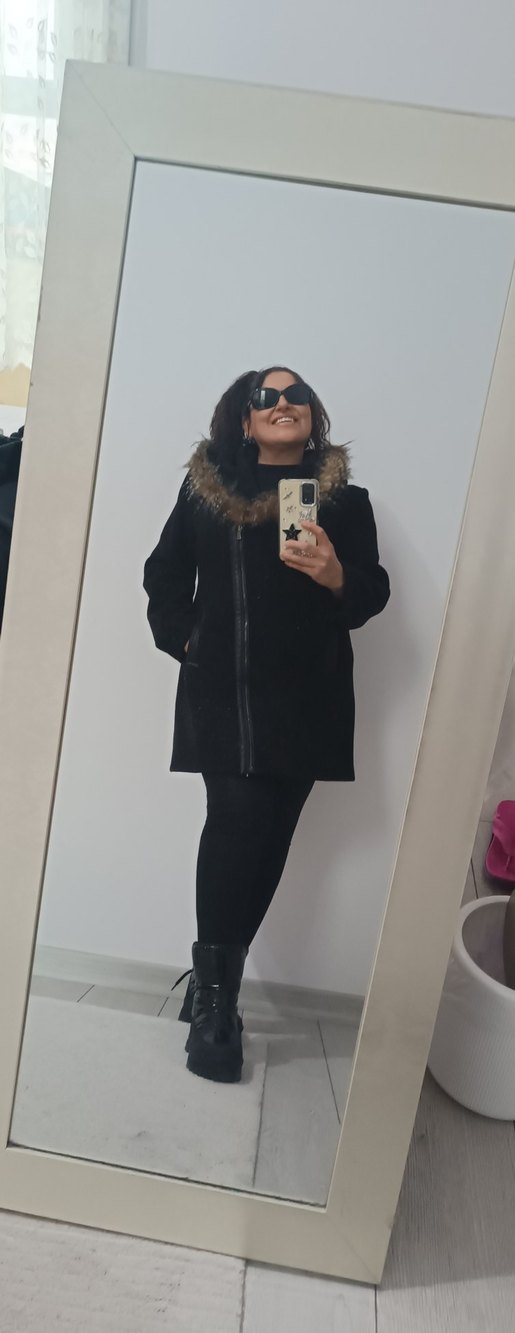 Kürklü Siyah Kadın Kışlık Midi Kaşe Kaban - Görsel 2