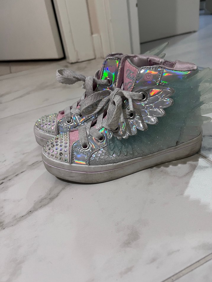 Skechers Twinkle Toes Parlak Kanatlı Spor Ayakkabı - Görsel 2